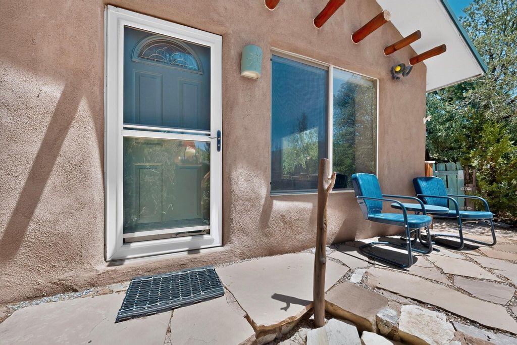 Image 13 of property listing at 21 Ojitos Place, Jemez Springs, NM 87025