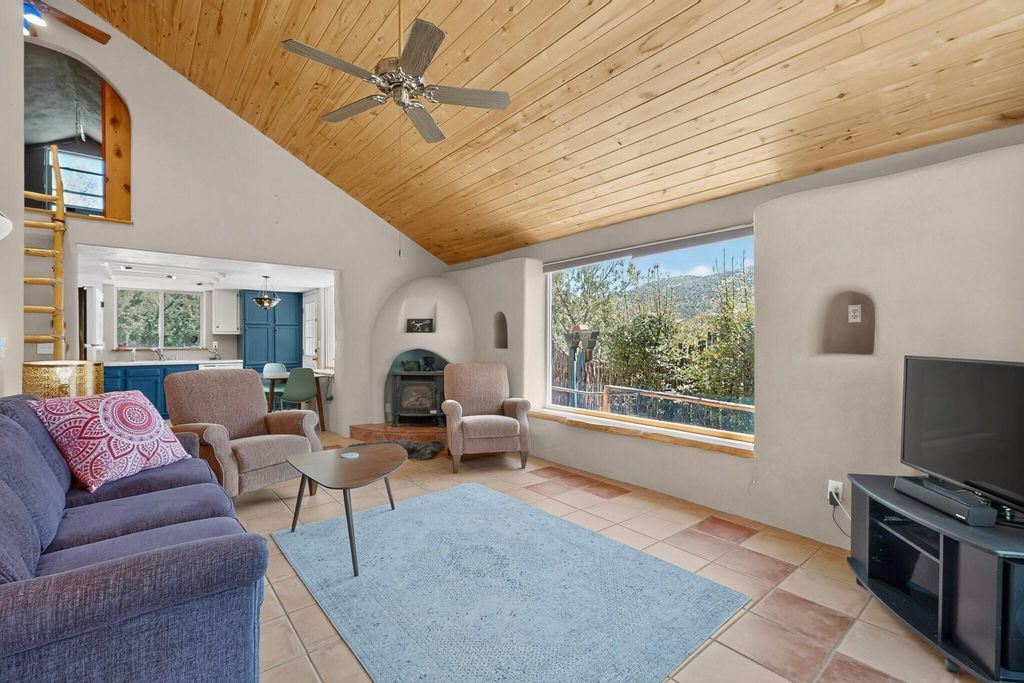Image 15 of property listing at 21 Ojitos Place, Jemez Springs, NM 87025