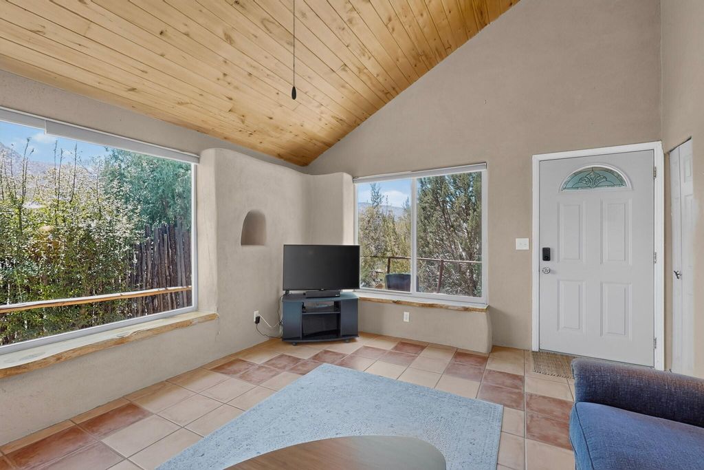 Image 16 of property listing at 21 Ojitos Place, Jemez Springs, NM 87025