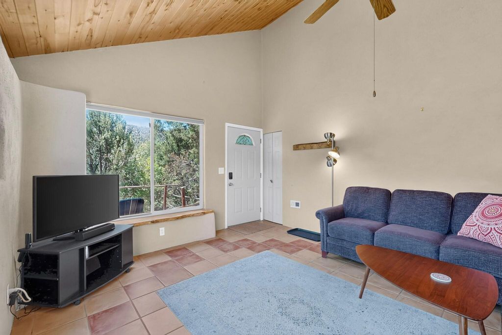 Image 17 of property listing at 21 Ojitos Place, Jemez Springs, NM 87025