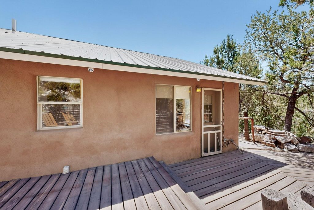 Image 40 of property listing at 21 Ojitos Place, Jemez Springs, NM 87025