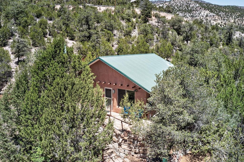 Image 51 of property listing at 21 Ojitos Place, Jemez Springs, NM 87025
