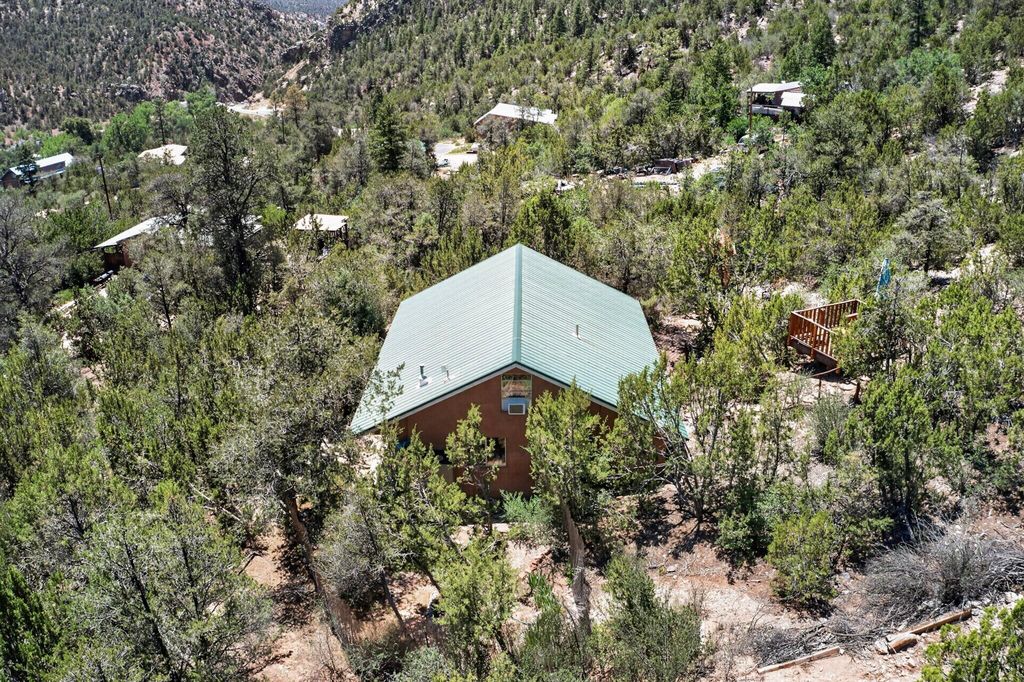 Image 52 of property listing at 21 Ojitos Place, Jemez Springs, NM 87025