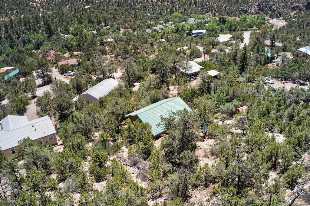 Image 55 of property listing at 21 Ojitos Place, Jemez Springs, NM 87025