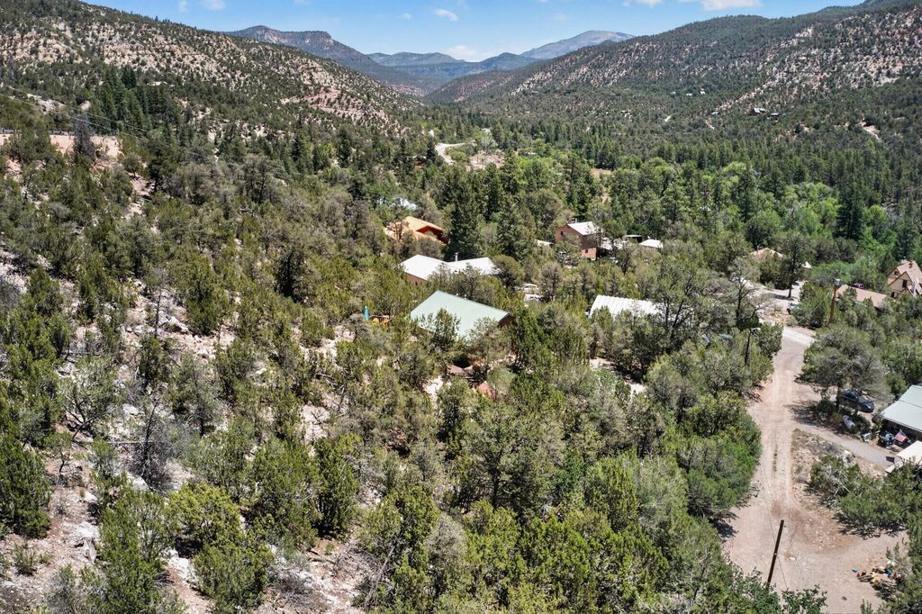 Image 59 of property listing at 21 Ojitos Place, Jemez Springs, NM 87025