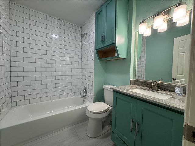 5002 Louise Street, Seabrook, TX 77586