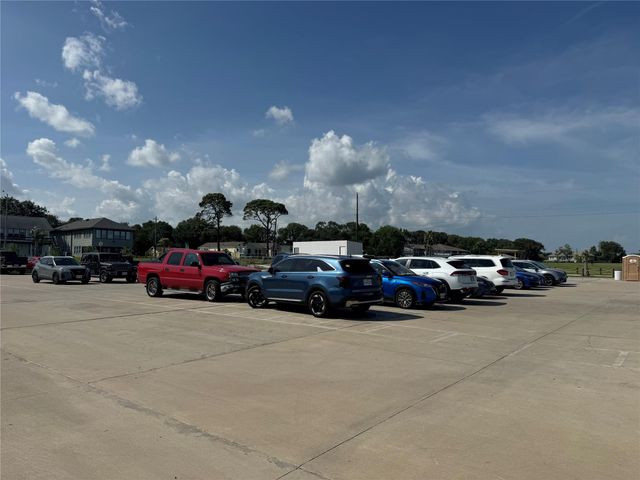 5002 Louise Street, Seabrook, TX 77586