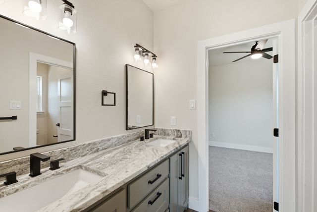 1613 Franklin Street, Weatherford, TX 76086