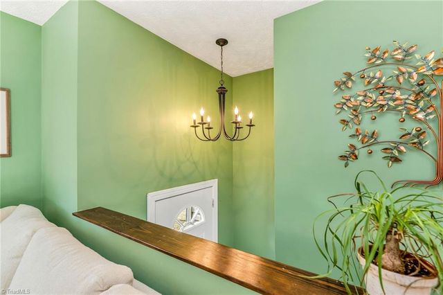 166 Lynnewood Drive, Mount Airy, NC 27030