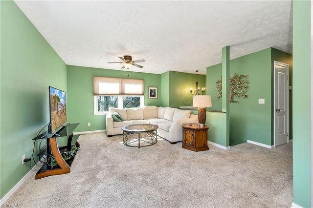 166 Lynnewood Drive, Mount Airy, NC 27030