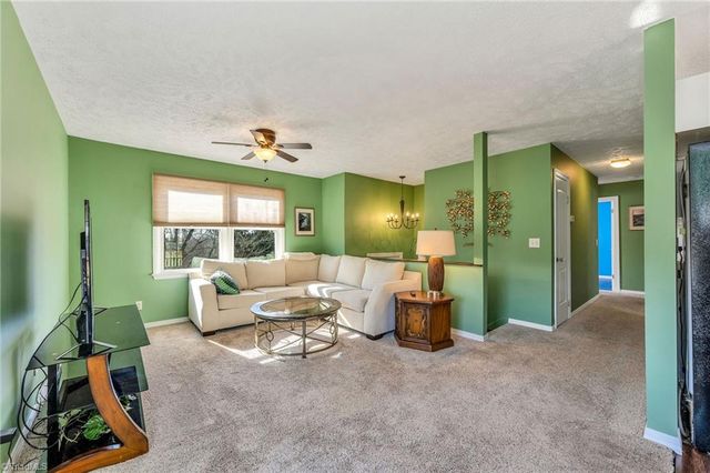 166 Lynnewood Drive, Mount Airy, NC 27030