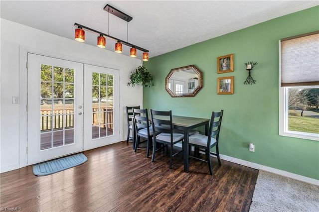 166 Lynnewood Drive, Mount Airy, NC 27030