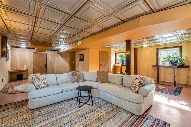 166 Lynnewood Drive, Mount Airy, NC 27030