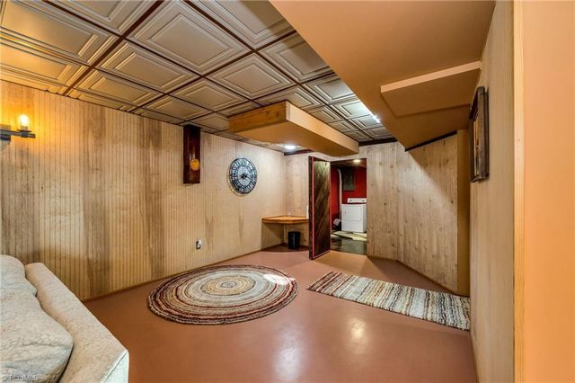 166 Lynnewood Drive, Mount Airy, NC 27030