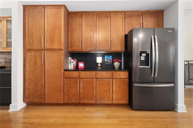 1603 Summit Street, Kansas City, MO 64108