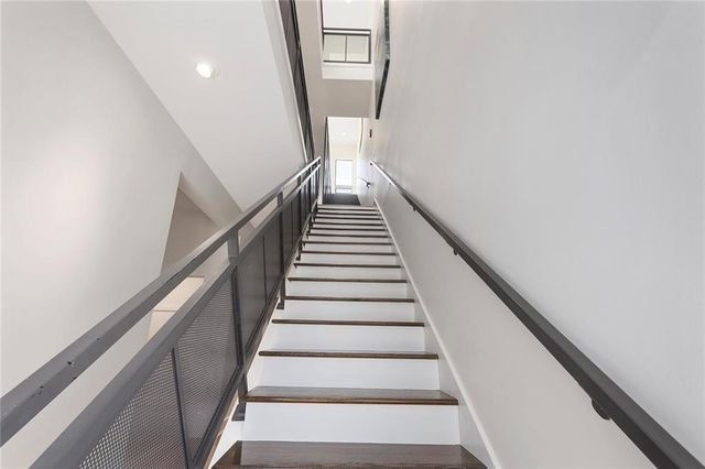 1603 Summit Street, Kansas City, MO 64108