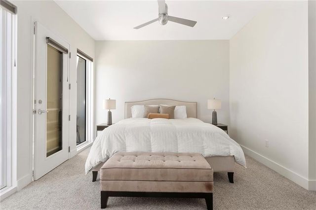 1603 Summit Street, Kansas City, MO 64108