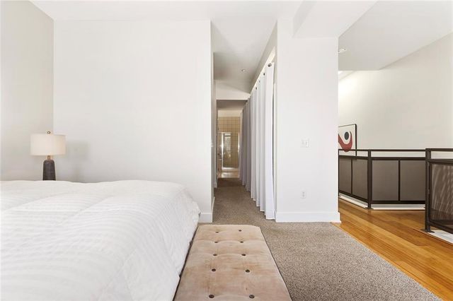 1603 Summit Street, Kansas City, MO 64108