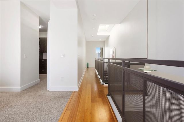 1603 Summit Street, Kansas City, MO 64108