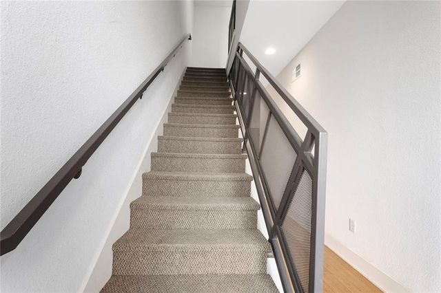 1603 Summit Street, Kansas City, MO 64108