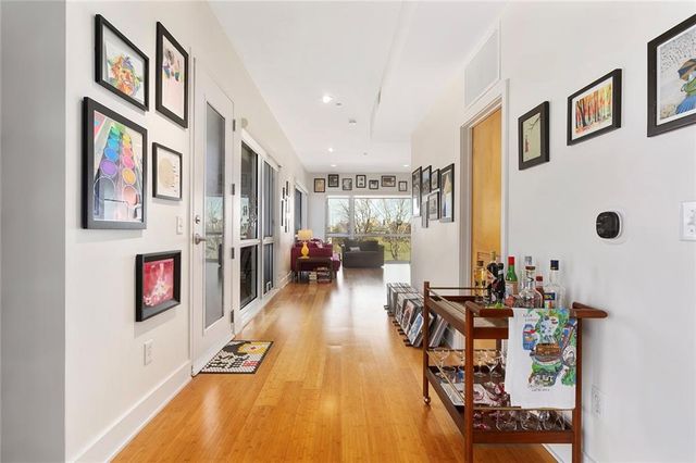 1603 Summit Street, Kansas City, MO 64108