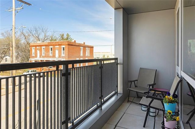 1603 Summit Street, Kansas City, MO 64108