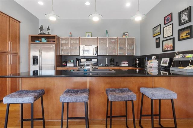 1603 Summit Street, Kansas City, MO 64108