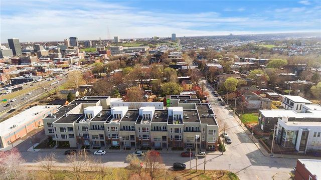 1603 Summit Street, Kansas City, MO 64108