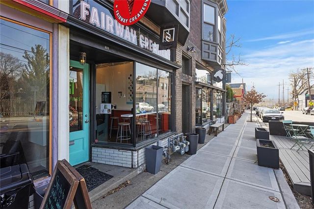 1603 Summit Street, Kansas City, MO 64108