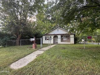 1315 East Myrtle Avenue, Johnson City, TN 37601