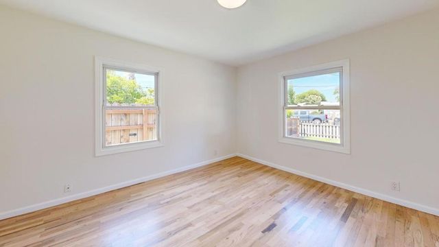 1112 Bay Road, East Palo Alto, CA 94303