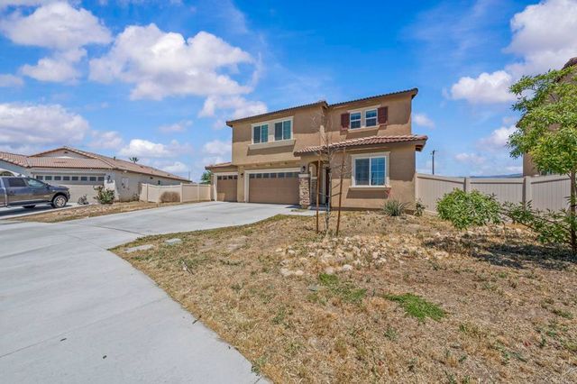 1879 Saddle Ranch Trail, San Jacinto, CA 92582