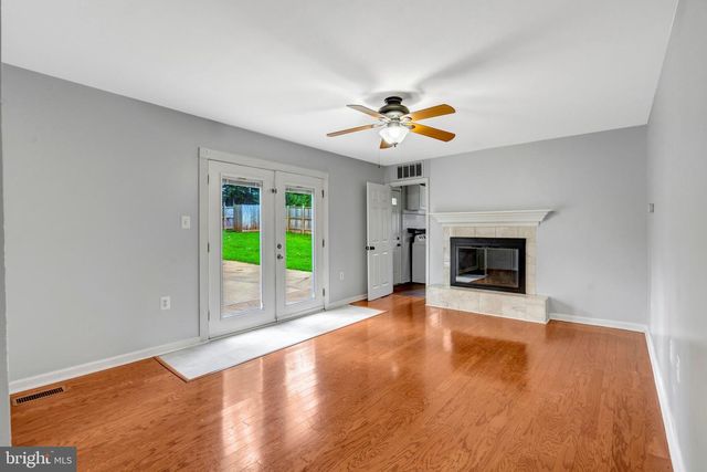 8603 JACKSON AVE, Manassas, VA 20110