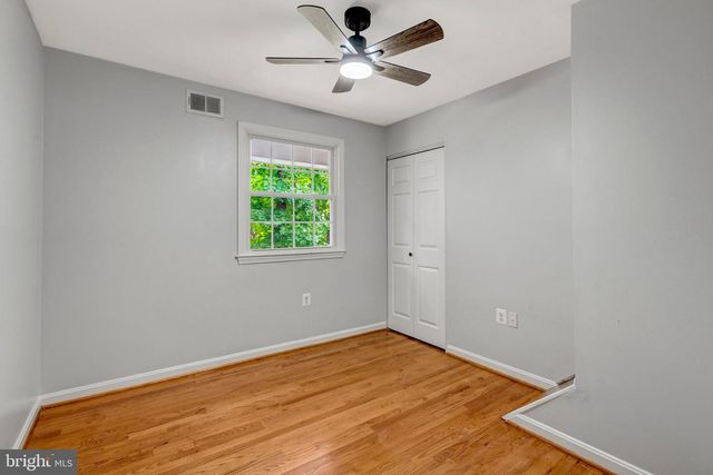 8603 JACKSON AVE, Manassas, VA 20110