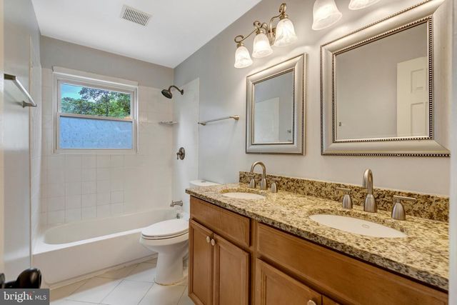 8603 JACKSON AVE, Manassas, VA 20110