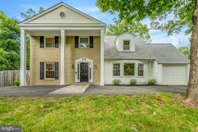 8603 JACKSON AVE, Manassas, VA 20110