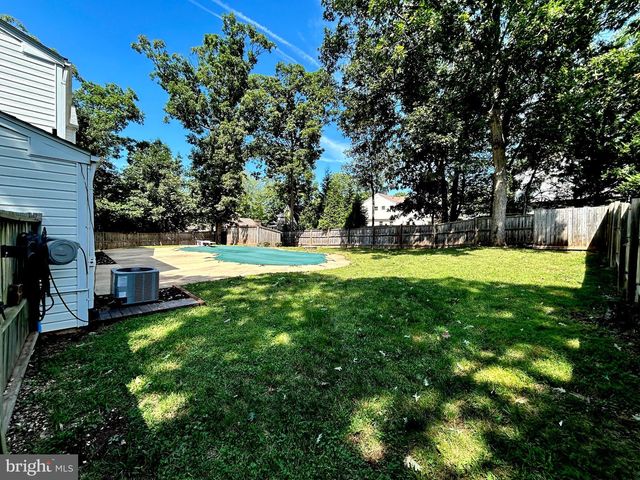8603 JACKSON AVE, Manassas, VA 20110