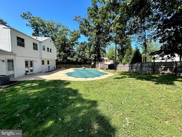 8603 JACKSON AVE, Manassas, VA 20110