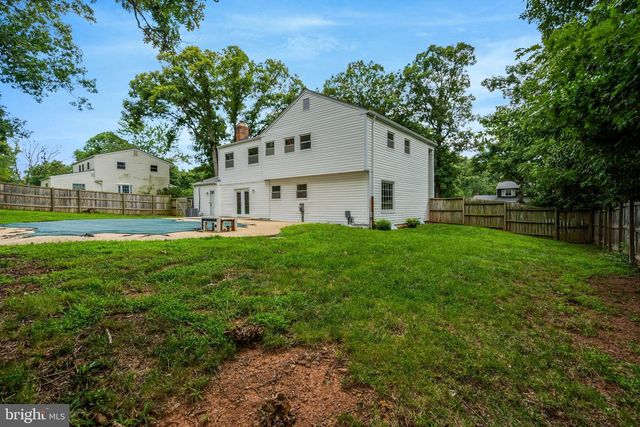 8603 JACKSON AVE, Manassas, VA 20110
