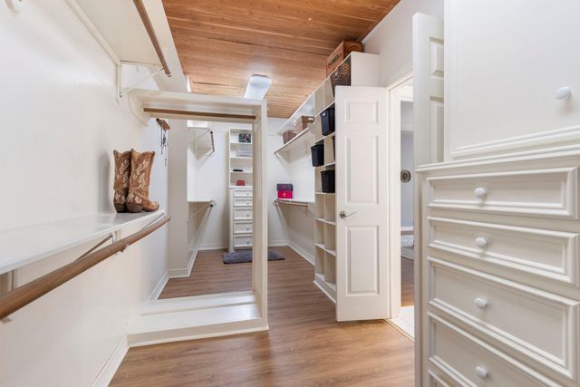 9511 Sendera Drive, Magnolia, TX 77354