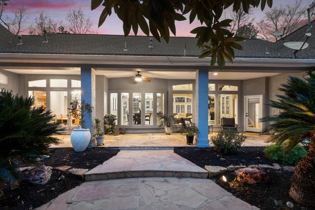 9511 Sendera Drive, Magnolia, TX 77354