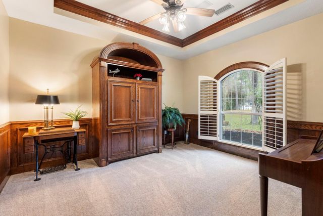 9511 Sendera Drive, Magnolia, TX 77354