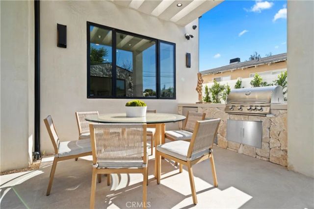 4941 Nagle Avenue, Sherman Oaks, CA 91423