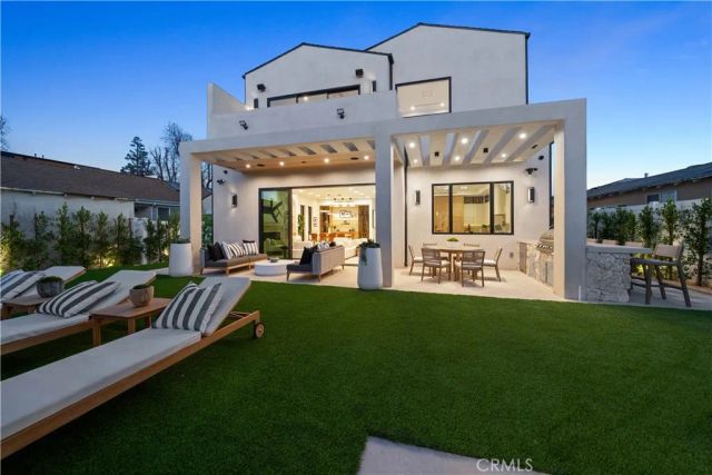 4941 Nagle Avenue, Sherman Oaks, CA 91423