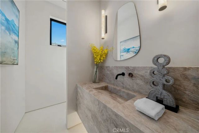 4941 Nagle Avenue, Sherman Oaks, CA 91423