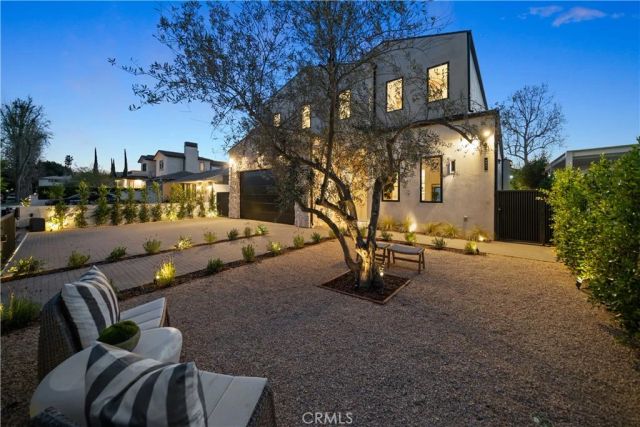 4941 Nagle Avenue, Sherman Oaks, CA 91423