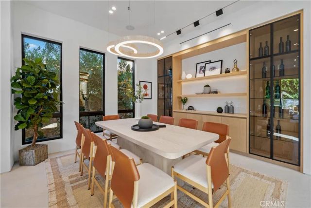 4941 Nagle Avenue, Sherman Oaks, CA 91423