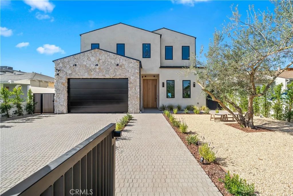4941 Nagle Avenue, Sherman Oaks, CA 91423
