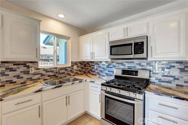 39203 Foxholm, Palmdale, CA 93551