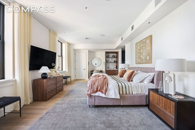 100 Barclay Street 21AD, New York City, NY 10007